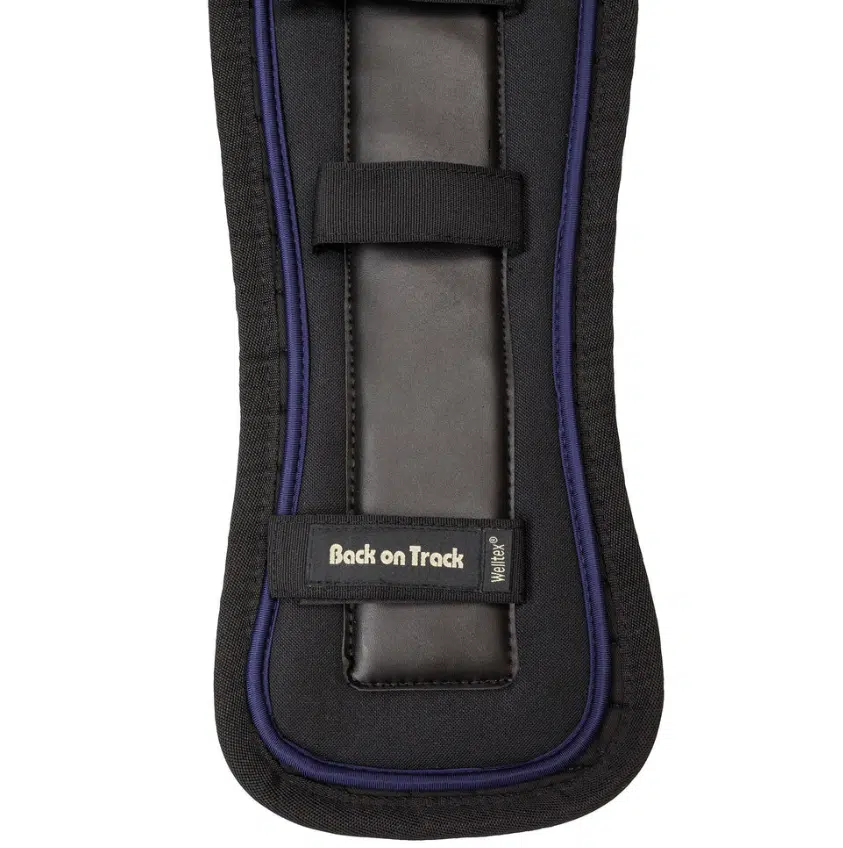 effektivt selunderläg anatomiskt utformat med welltex från back on track ökar blodcirkulationen och mjukar upp muskler under arbete bra pris hästutrustning longering tömkörning