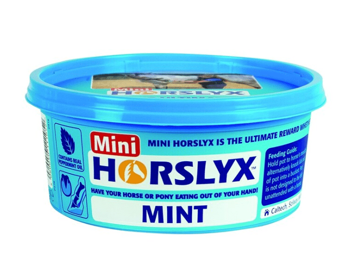 horslyx mini till häst 650g ges som belöning mineraler vid hovslagare veterinär populär prisvärd bra pris