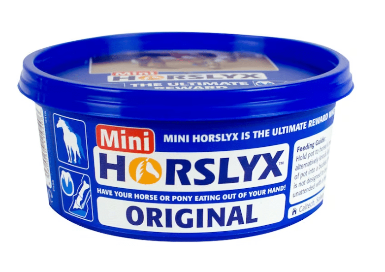horslyx mini till häst 650g ges som belöning mineraler vid hovslagare veterinär populär prisvärd bra pris