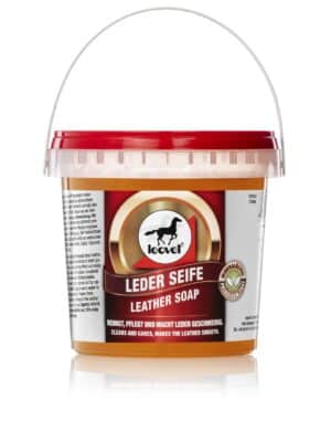 lädersåpa tvål för rengöring och vård av dina läderprodukter till häst från leovet lädersåpa lädertvål bra pris lädervård REA KAMPANJ
