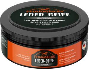 Pharmakas Horse Fitform Lädertvål LÄDERVÅRD 200g Glycerin Lädertvål med glycerin inklusive svamp bra pris REA KAMPANJ