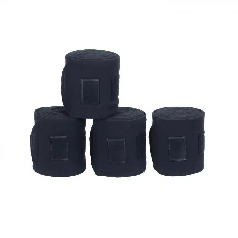 exklusiva fleecebandage till häst från eskadron i hög kvalité marinblå används vid ridning eller stall box hage 4 pack med väska classic sports collection kollektion sista chansen