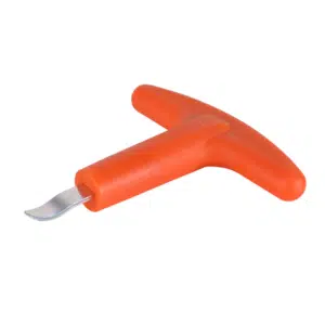 renstapp för att rengöra smutsiga broddhål inför broddning av häst chaptap orange med greppvänligt handtag av plast gör broddning enklare