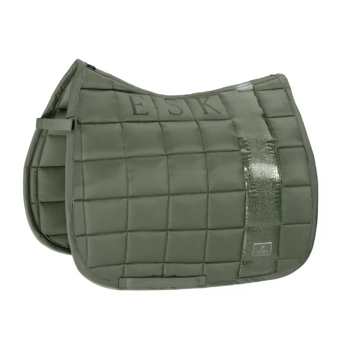 exklusivt dressyrschabrak schabrak allroundschabrak till häst ridning från eskadron big square glossy croco satin glansigt stilrent croco bra passform bra pris hästutrustning