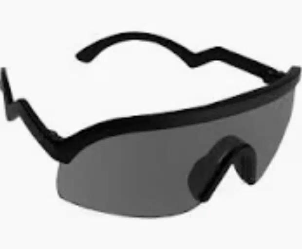 prisvärda billiga körglasögon travglasögon skyddsglasögon från finn tack i polycarbonate till kusk bra pris travutrustning 100% UV-skydd
