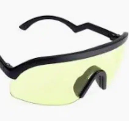 prisvärda billiga körglasögon travglasögon skyddsglasögon från finn tack i polycarbonate till kusk bra pris travutrustning 100% UV-skydd
