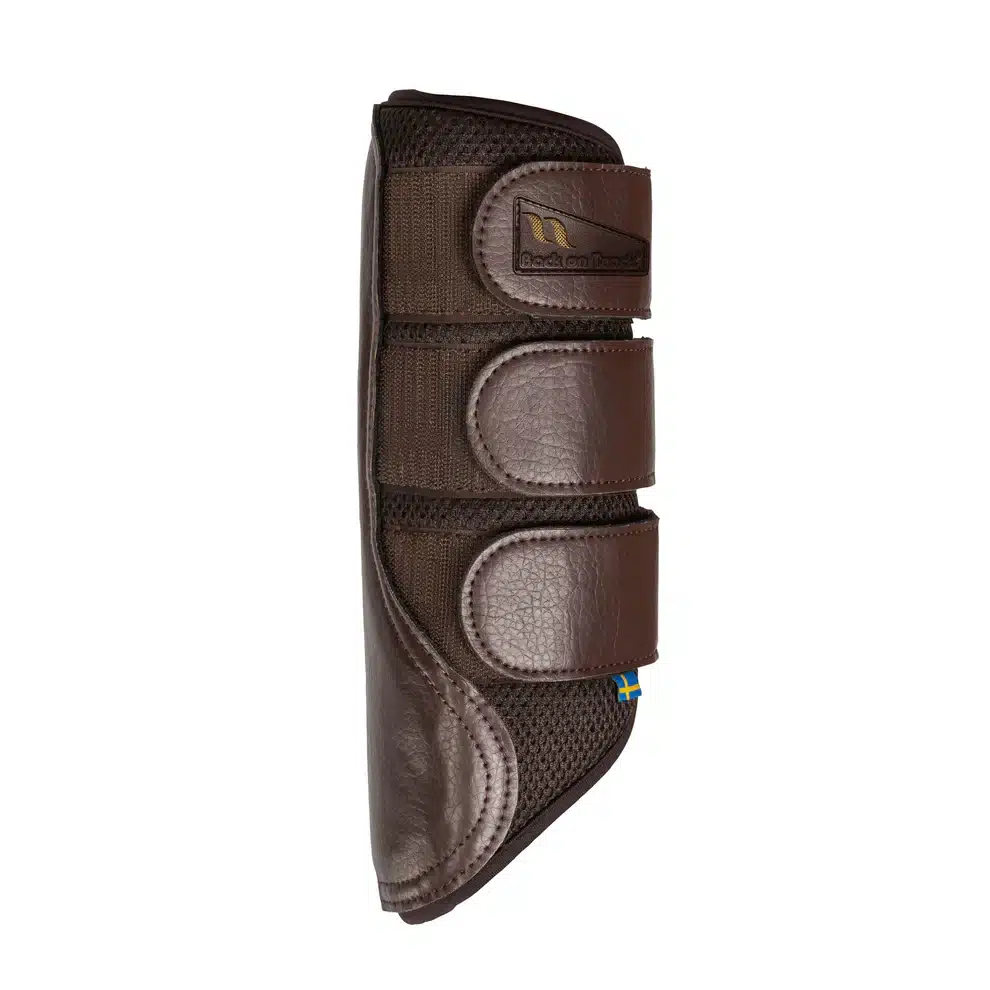 effektiva skyddande lätta benskydd strykkappor till häst från back on track airflow brush boot med welltex ökar blodcirkulation skyddar mot slag bra pris hästutrustning fri frakt fraktfritt