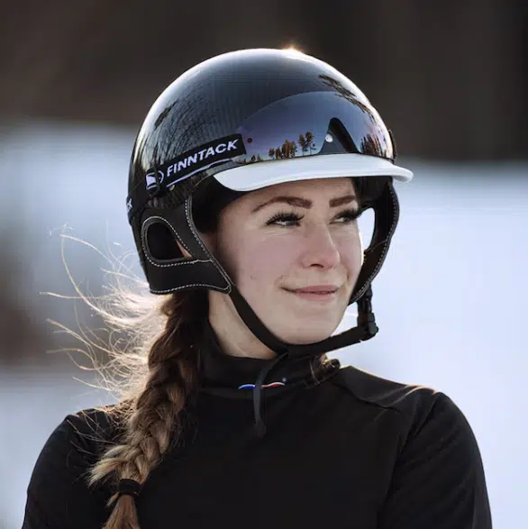 Prisvärd exklusiv säker körhjälm travhjälm från finn tack elite carbon fiber i kolfiber lättviktshjälm till bra pris svart bra pris säkerhet kusk fri frakt fraktfritt