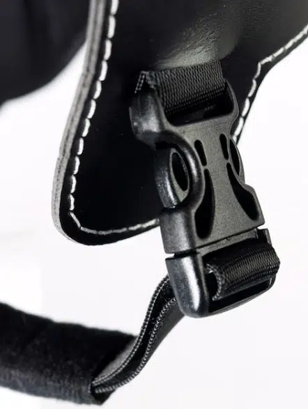 Prisvärd exklusiv säker körhjälm travhjälm från finn tack elite carbon fiber i kolfiber lättviktshjälm till bra pris svart bra pris säkerhet kusk fri frakt fraktfritt