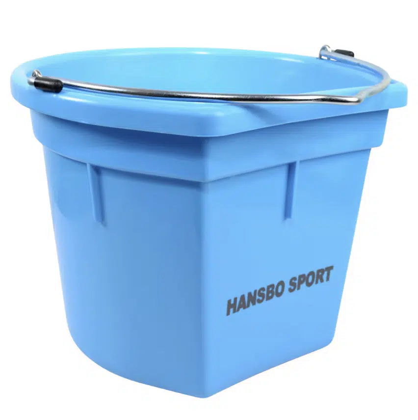 vattenspann med flat baksida med gradering till häst från hansbo sport 20 liter fina färger billigt bra pris hållbar
